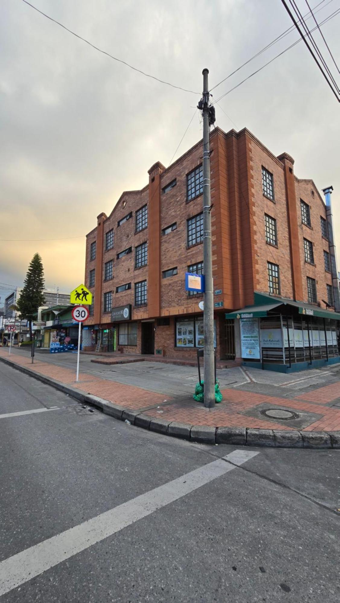 Hotel Castellana 95 Bogota Buitenkant foto